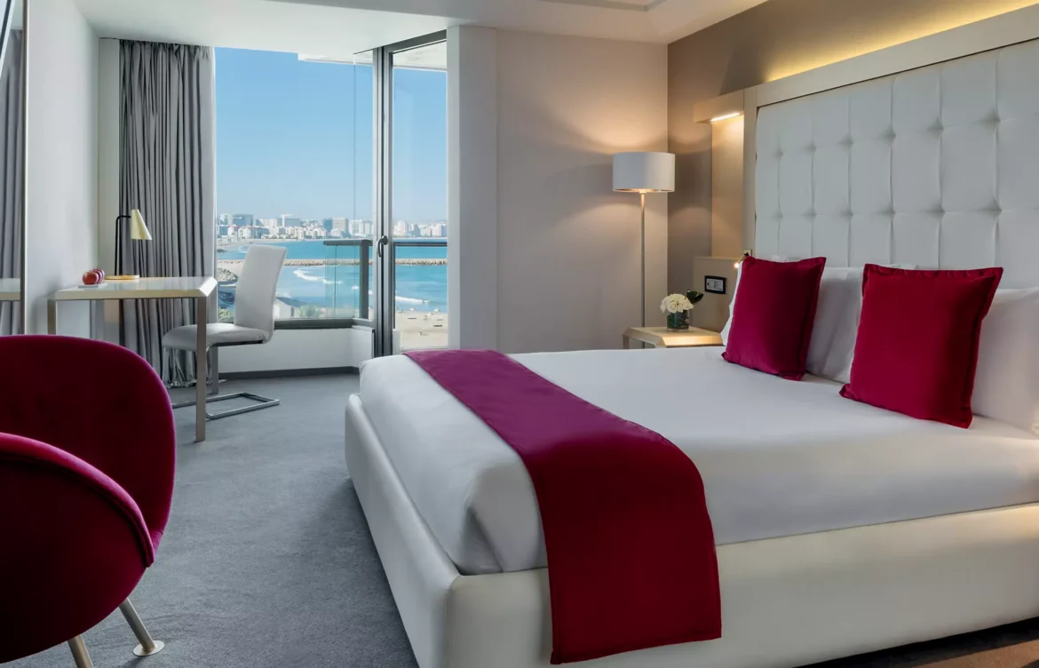 Double premium sea view